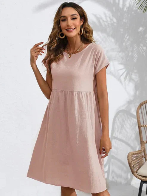 Well Tailored Dress with a Graceful Silhouette