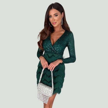 Beautifully Finished Dress in a Timeless Design