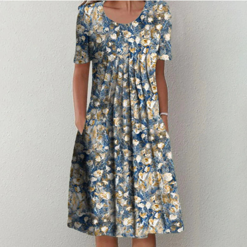 Beautifully Finished Dress in a Timeless Design