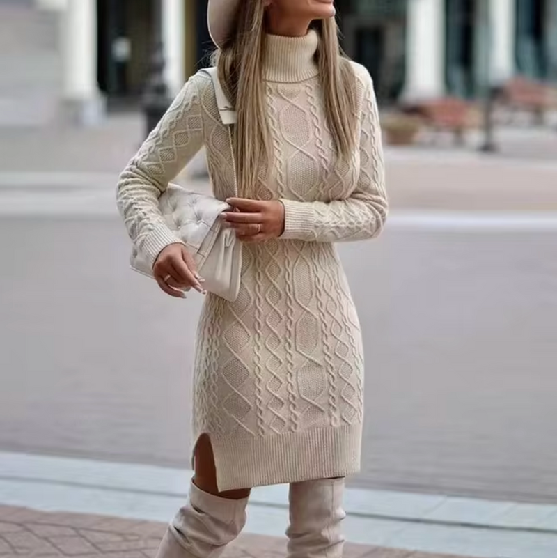Well Tailored Sweater with a Graceful Silhouette