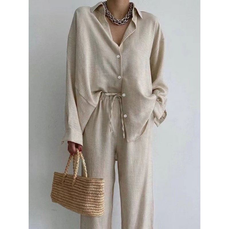 Gracefully Styled Garment for Any Occasion