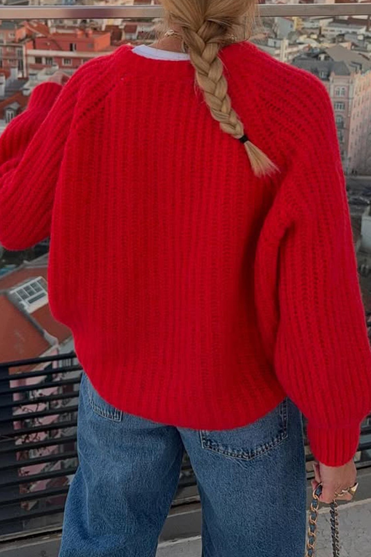 Gracefully Styled Cardigan for Any Occasion