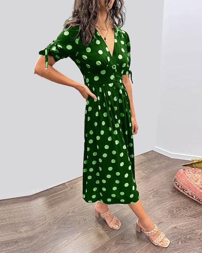 Beautifully Crafted Dress in a Classic Style