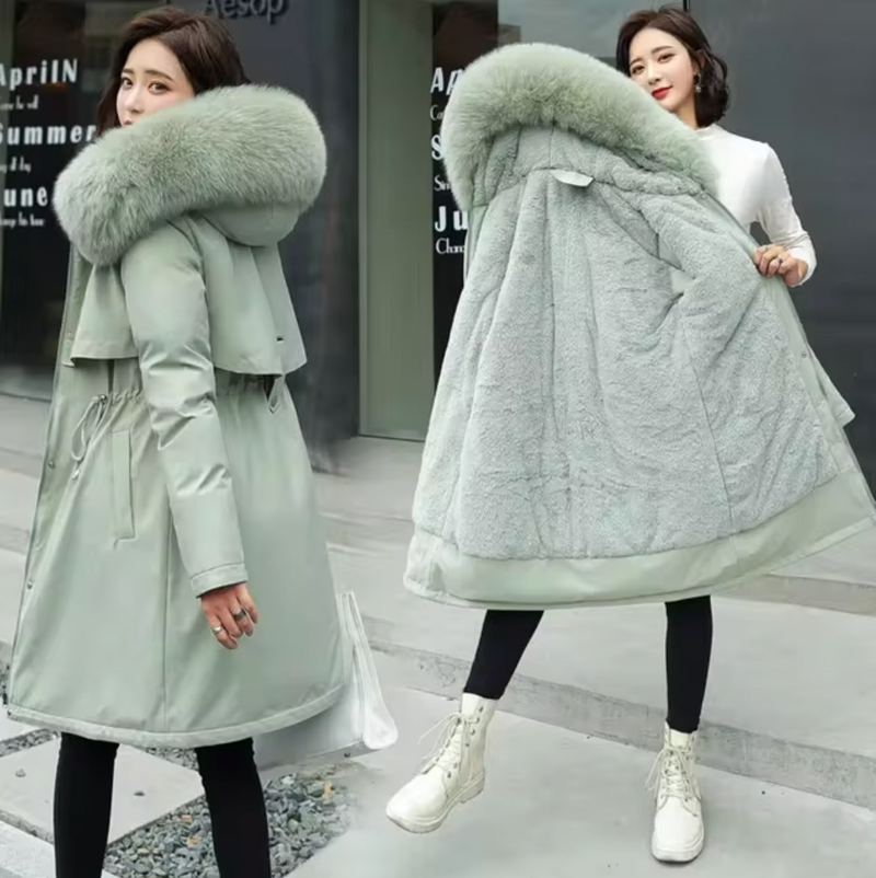 Effortlessly Elegant Coat with a Timeless Design