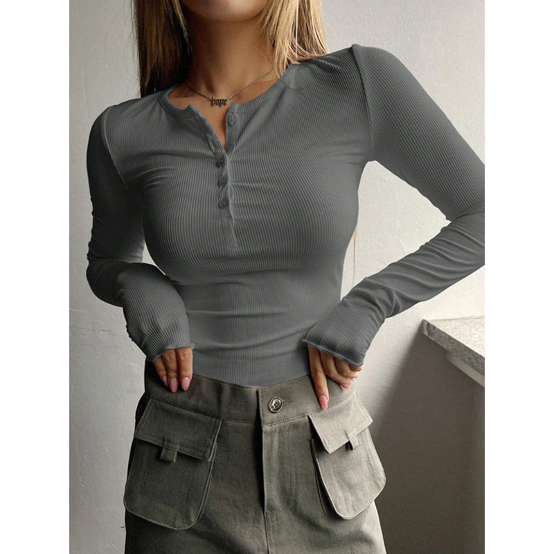 Classic Vintage Top with a Flattering Fit