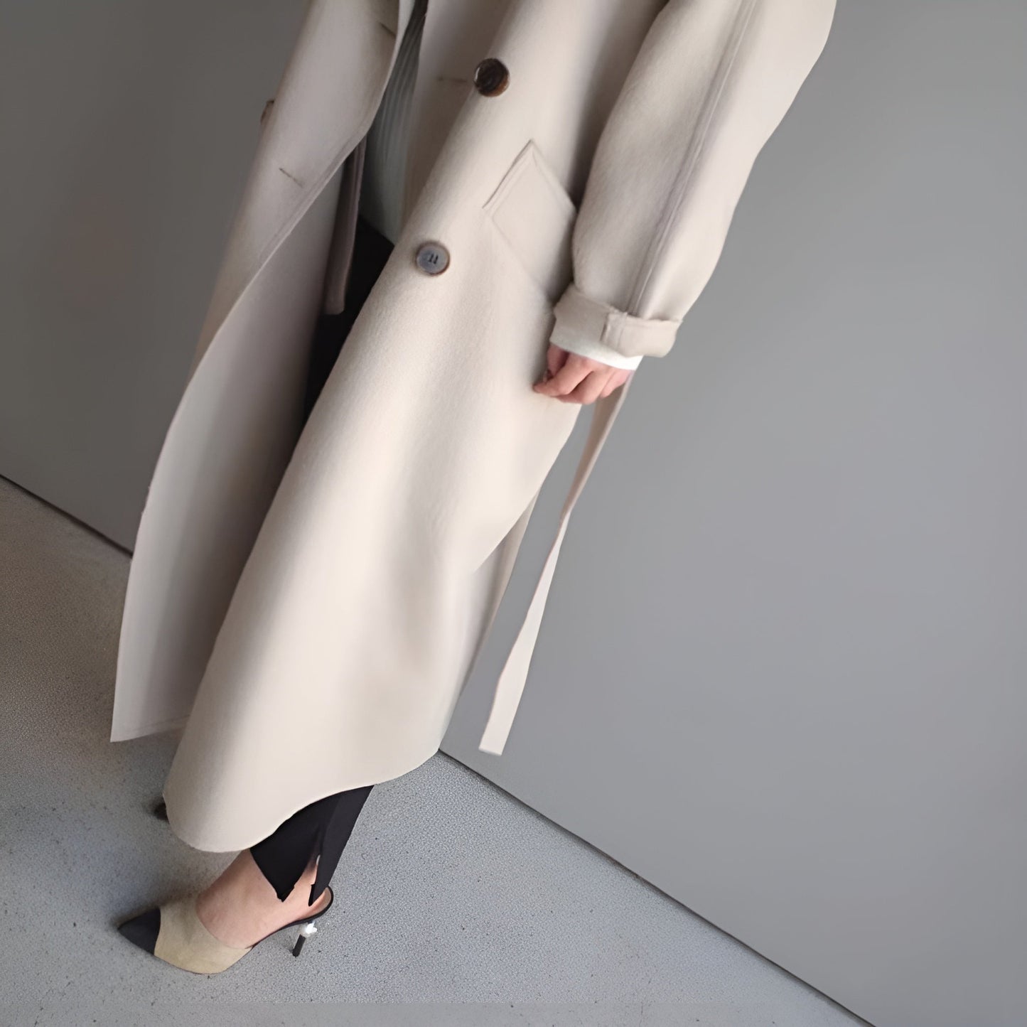 Classic Vintage & Enduringly Stylish Coat