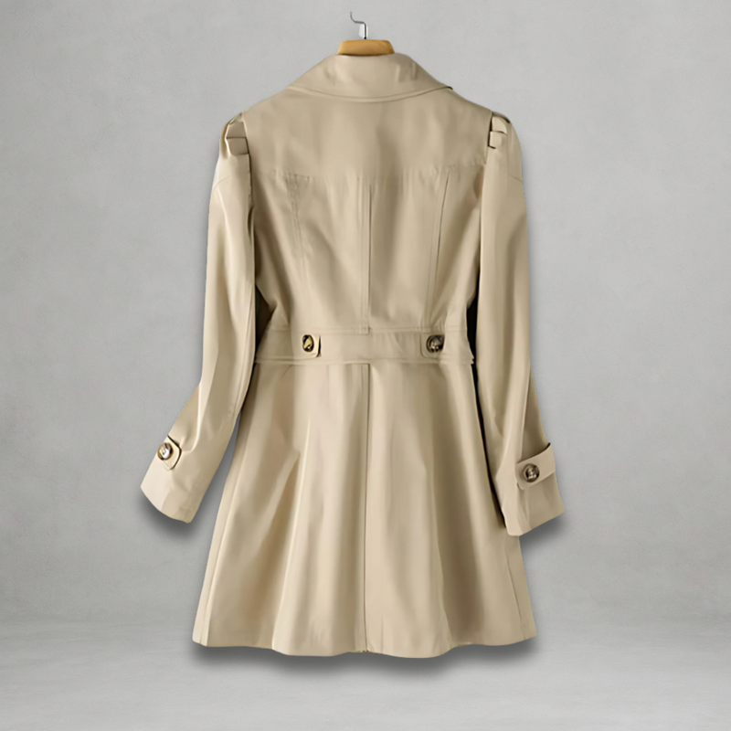 Classic Vintage & Enduringly Stylish Coat