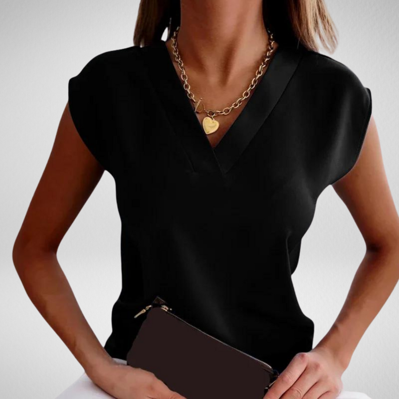 Beautifully Finished Blouse in a Timeless Design