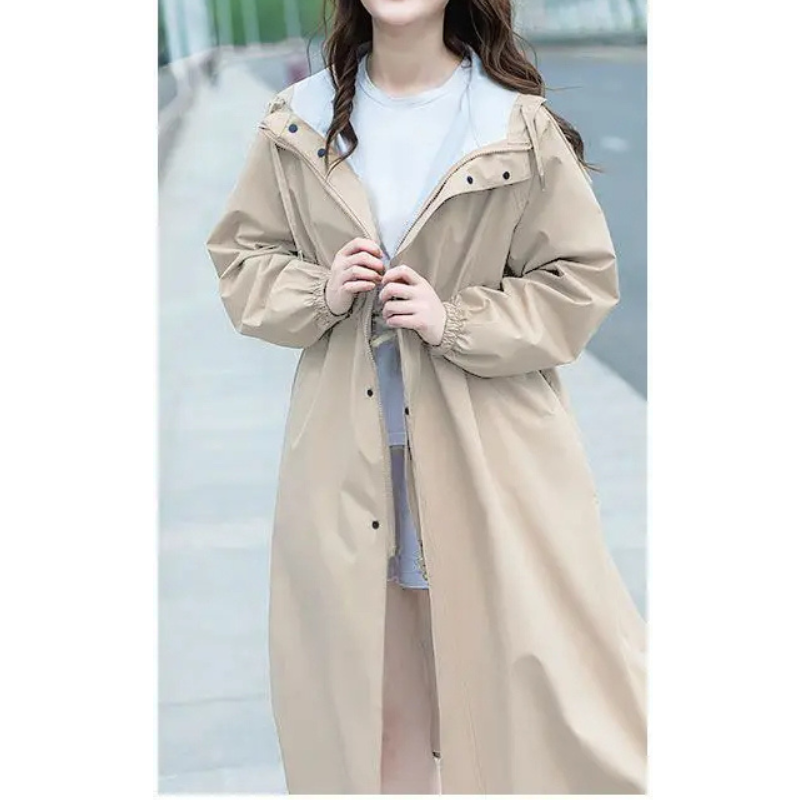 Sophisticated Garment with a Clean Classic Look