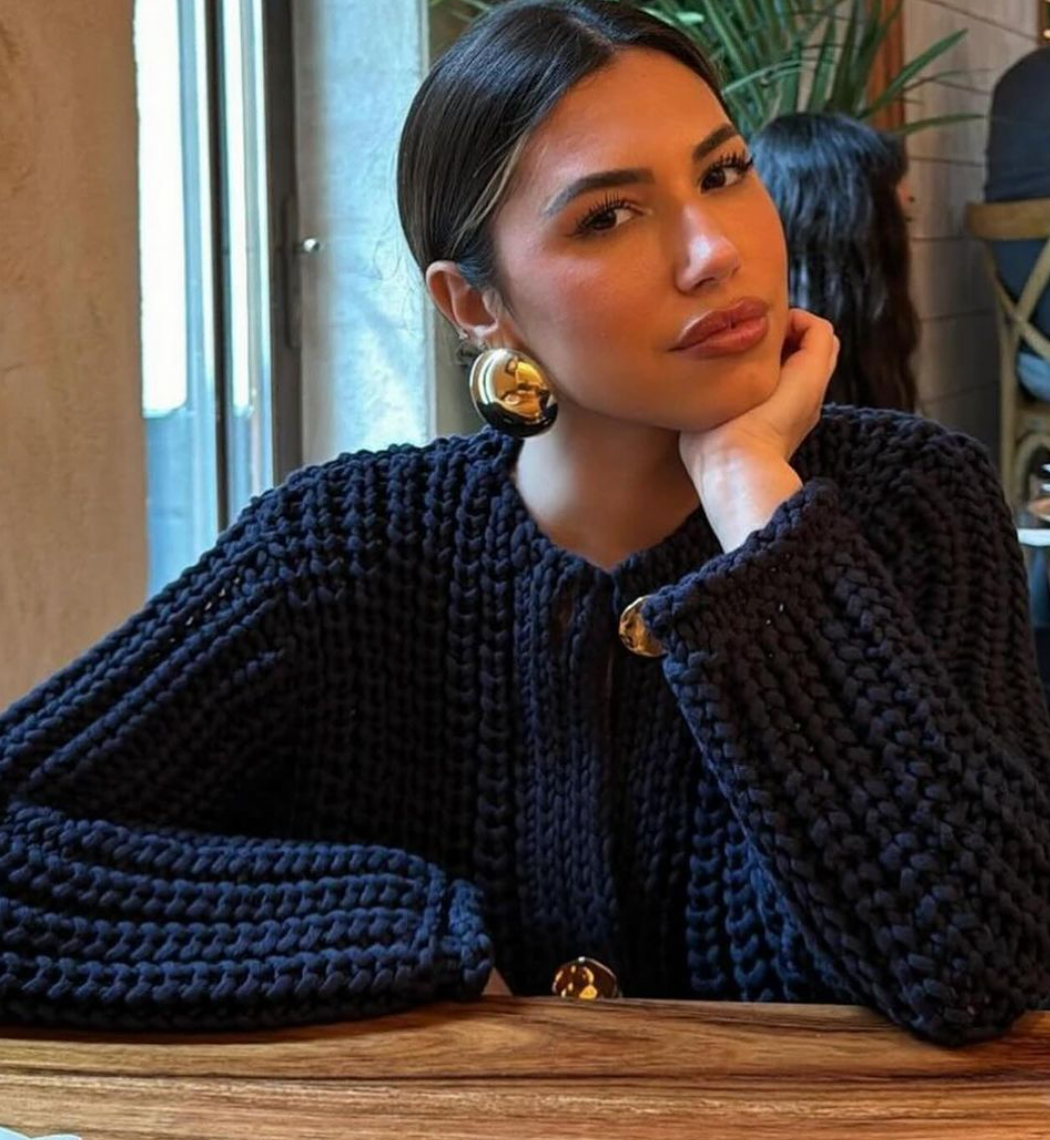 Beautifully Finished Cardigan in a Timeless Design