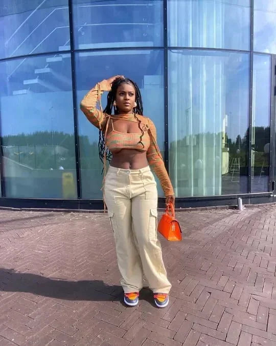 Elegantly Styled Trousers for Everyday Wear
