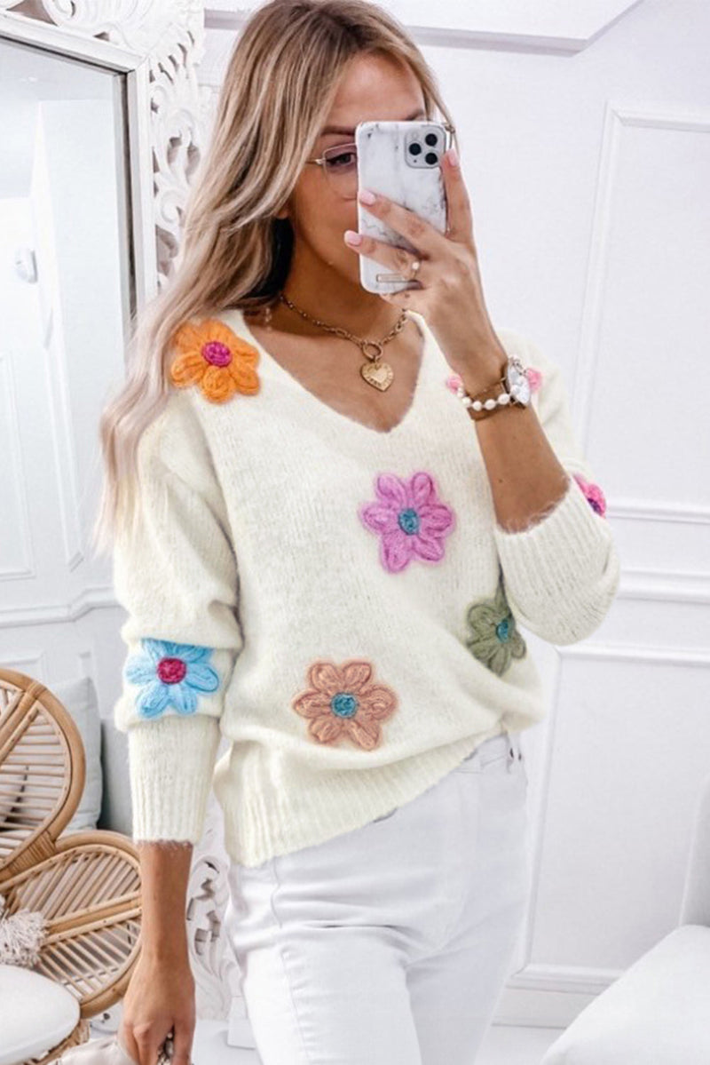 Well Tailored Sweater with a Graceful Silhouette
