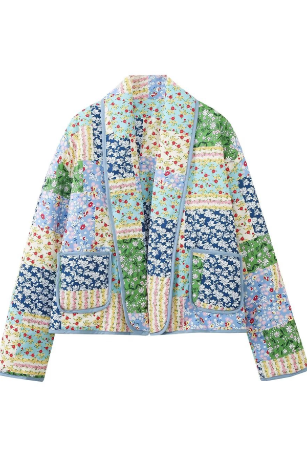 Beautifully Finished Coat in a Timeless Design