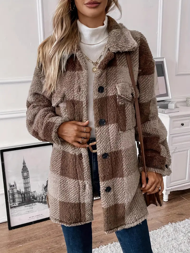Classic Vintage & Enduringly Stylish Coat