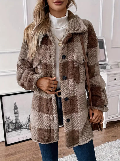Classic Vintage & Enduringly Stylish Coat
