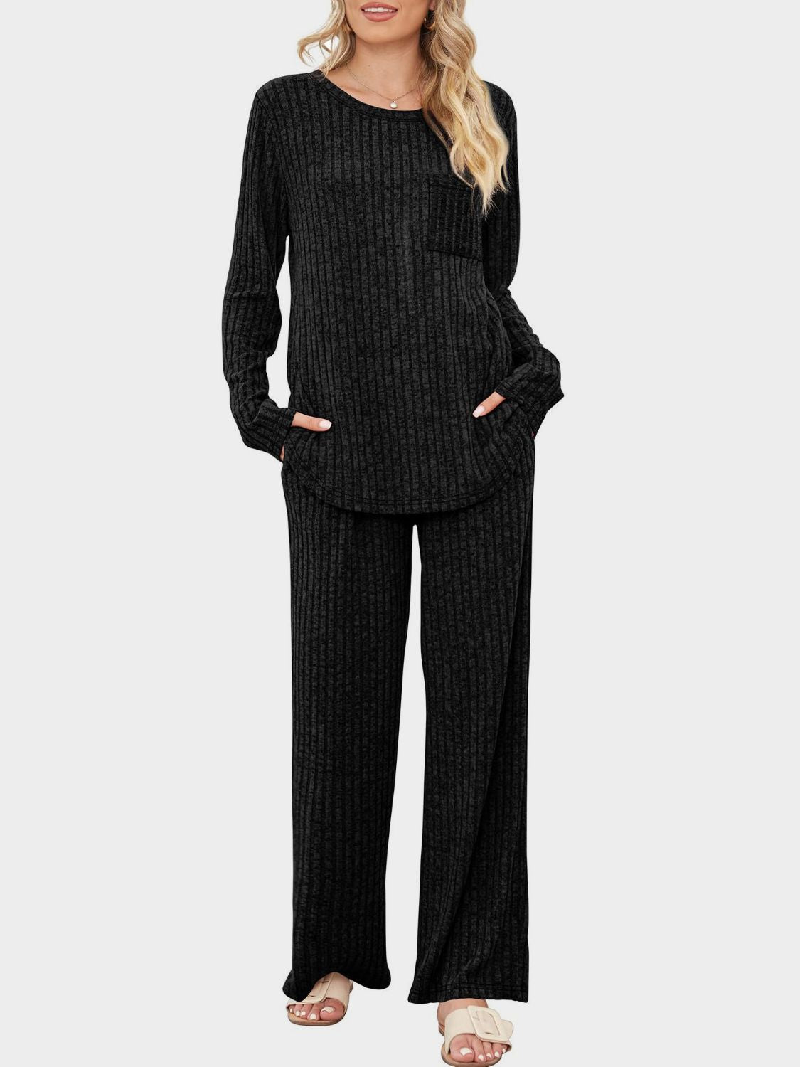 Polished Trousers with an Effortless Classic Look