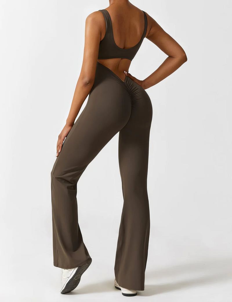 Well Tailored Garment with a Graceful Silhouette