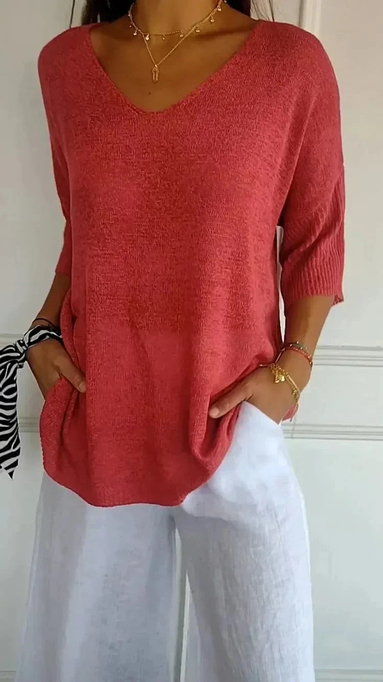 Effortlessly Elegant Top with a Timeless Design