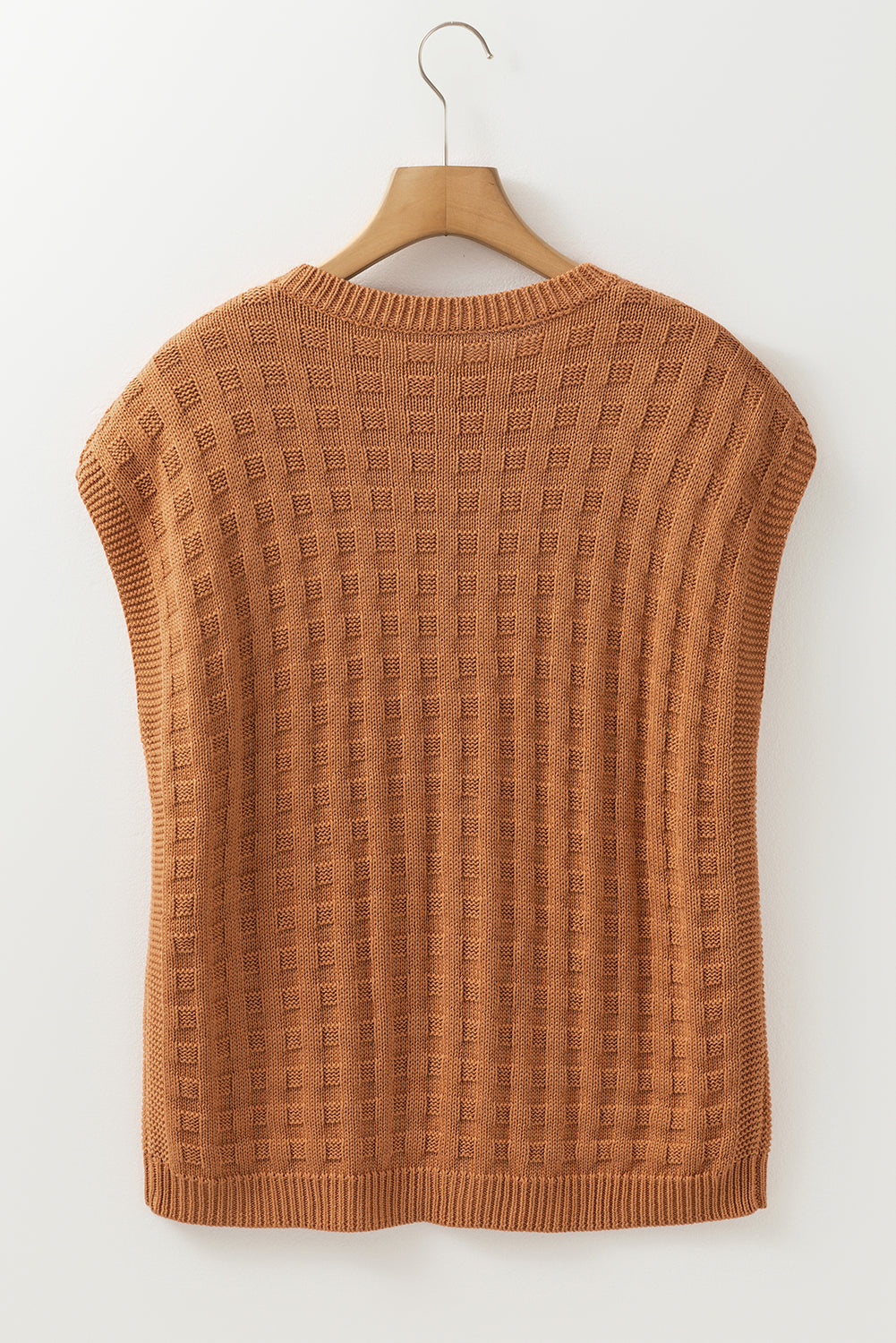 Well Tailored Pullover with a Graceful Silhouette