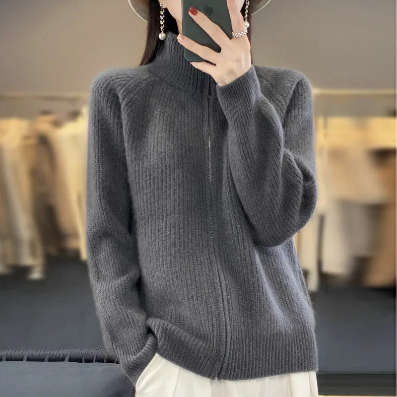 Effortlessly Elegant Cardigan with a Timeless Design