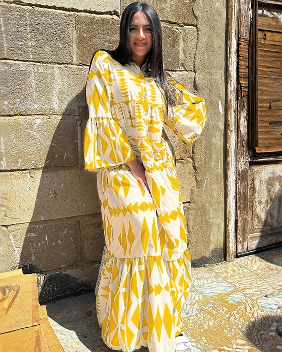 Beautifully Crafted Dress in a Classic Style