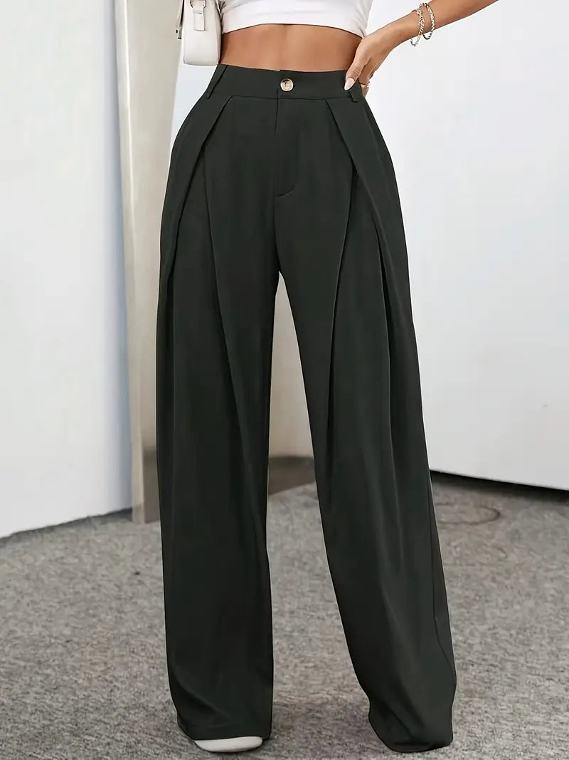 A Vintage Style Trousers with Delicate Timeless Details