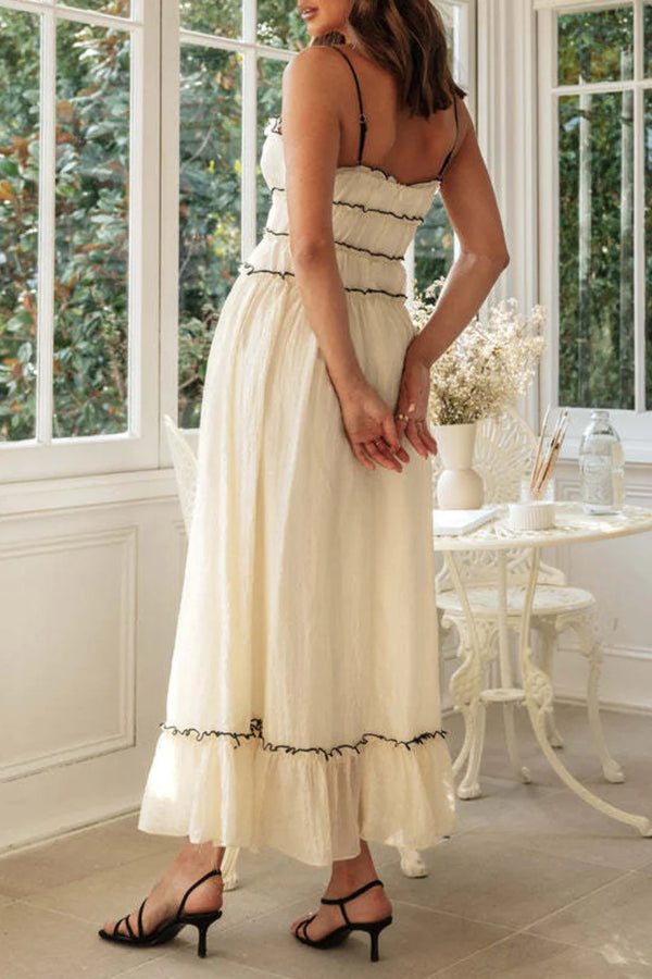 Effortlessly Elegant Dress with a Timeless Design