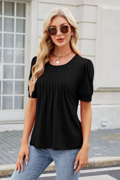 Beautifully Crafted T-Shirt in a Classic Style