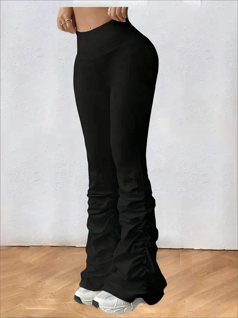 Well Tailored Pants with a Graceful Silhouette