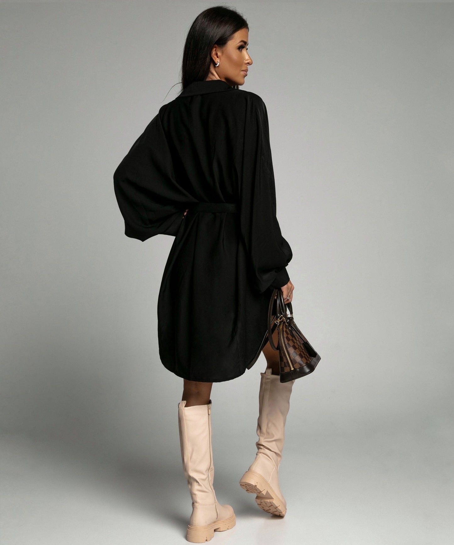 Elegantly Styled Blouse for Everyday Wear