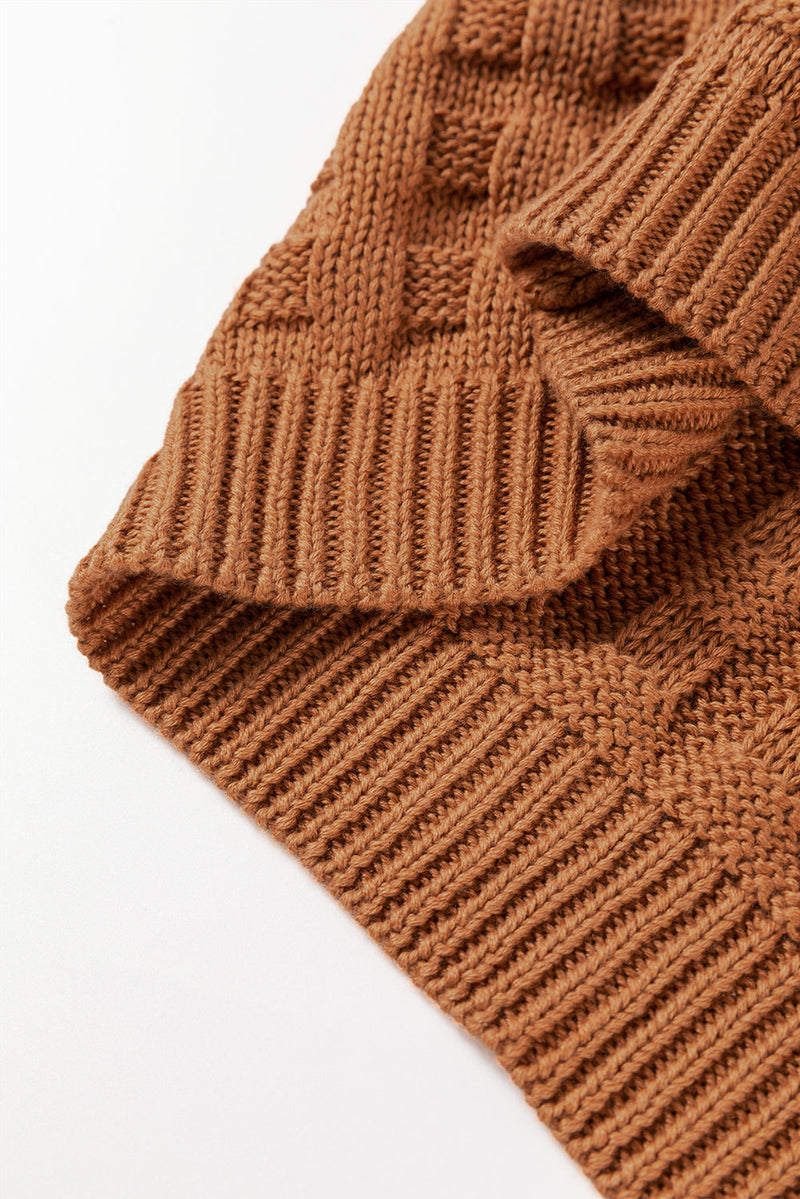 Well Tailored Pullover with a Graceful Silhouette