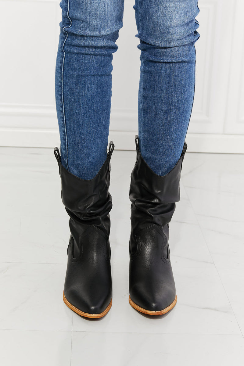 Graceful Orthopedic Boots for Modern Look