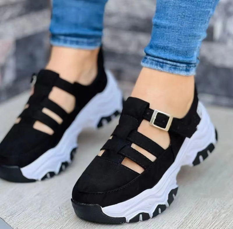 Chic Orthopedic Sandals with Unique Design