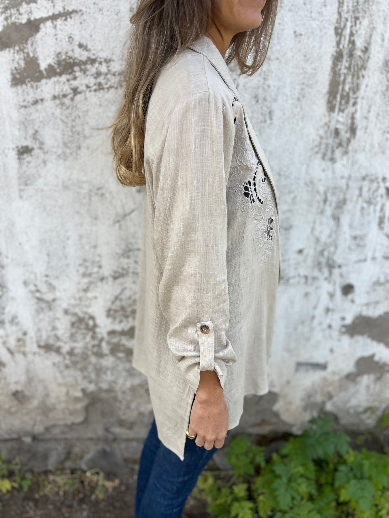 Beautifully Crafted Shirt in a Classic Style