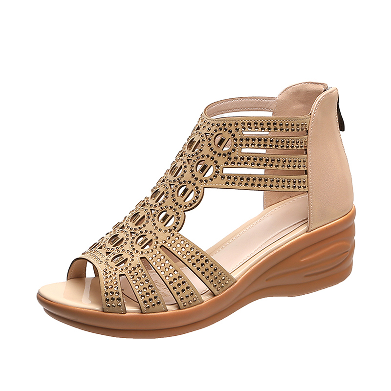 Chic Orthopedic Sandals with Unique Design
