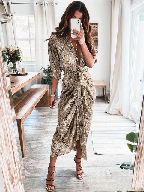 Classic Vintage & Enduringly Stylish Dress