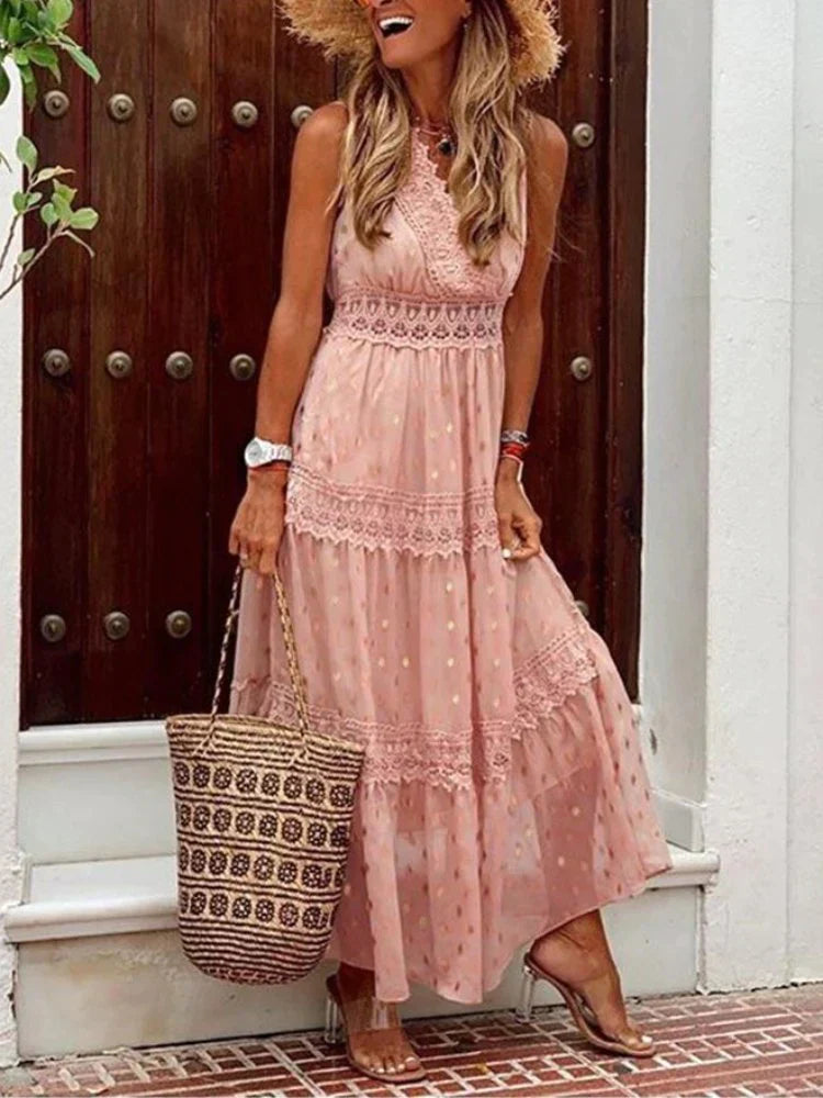 Sophisticated Dress with a Clean Classic Look