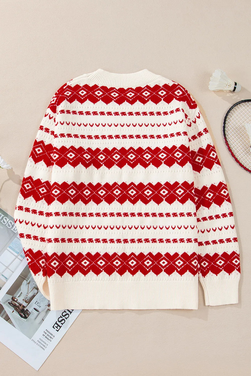 Well Tailored Pullover with a Graceful Silhouette