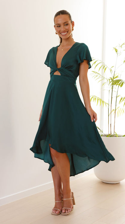 Gracefully Styled Dress for Any Occasion