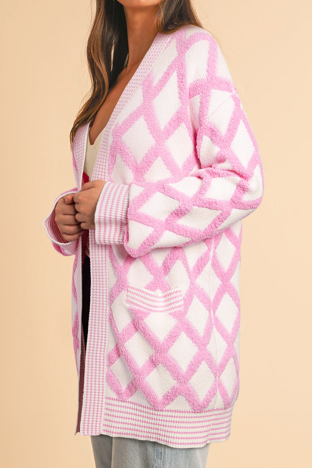 Effortlessly Elegant Cardigan with a Timeless Design