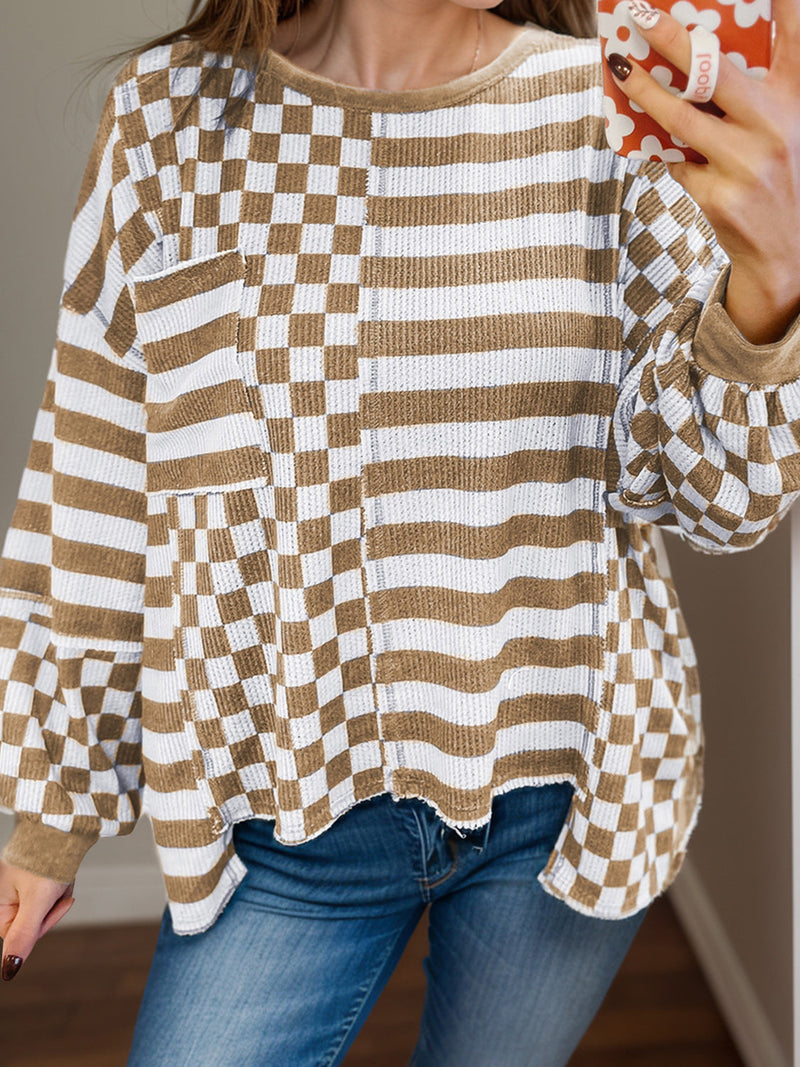 Effortlessly Elegant Blouse with a Timeless Design