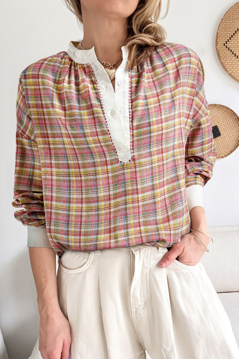 Effortlessly Elegant Blouse with a Timeless Design