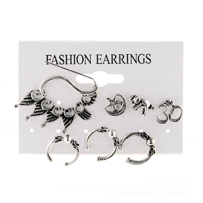 Kaunis Korvarengas ainutlaatuisella tyylillä