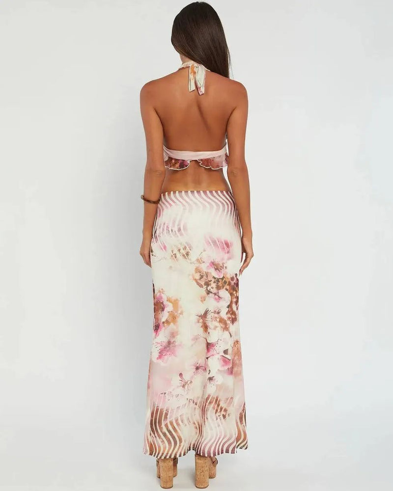 Gracefully Styled Garment for Any Occasion