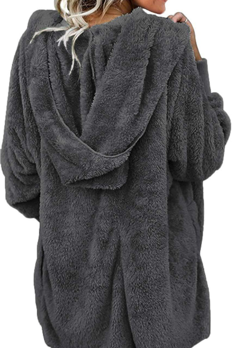 Effortlessly Elegant Jacket with a Timeless Design