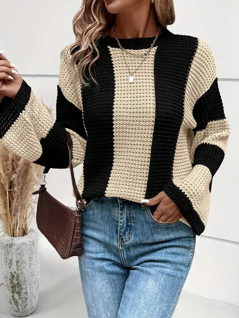 Elegantly Styled Pullover for Everyday Wear