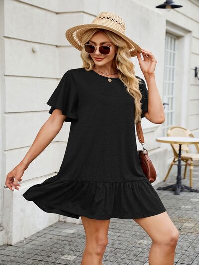 Gracefully Styled Dress for Any Occasion