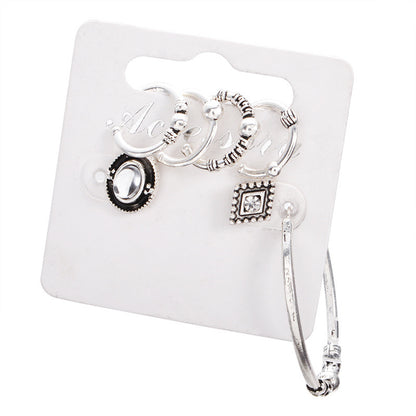 Hurmaava Korvarengas jokaiseen tilaisuuteen