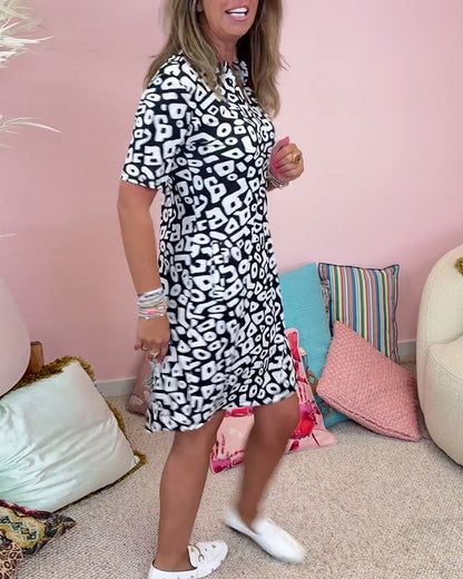 Classic Vintage Dress with a Flattering Fit