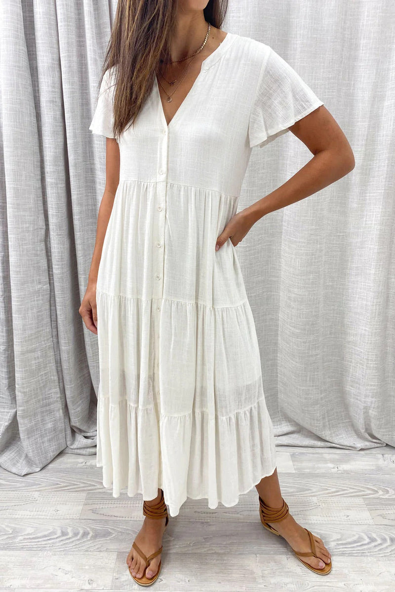 Effortlessly Elegant Dress with a Timeless Design